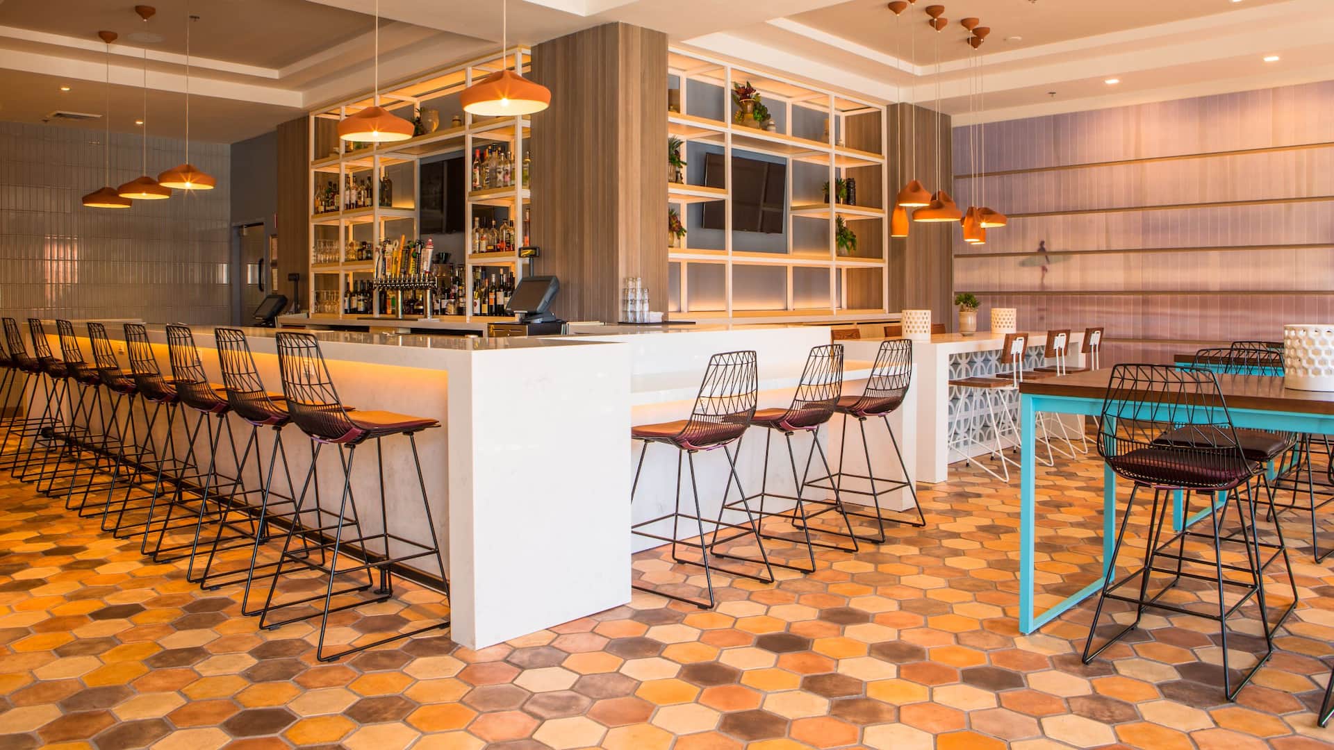 Hyatt Regency La Jolla at Aventine DRIFT Bar