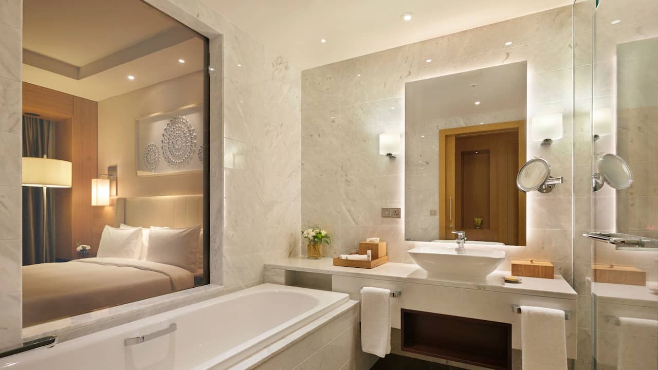 Kind Room Bathroom 