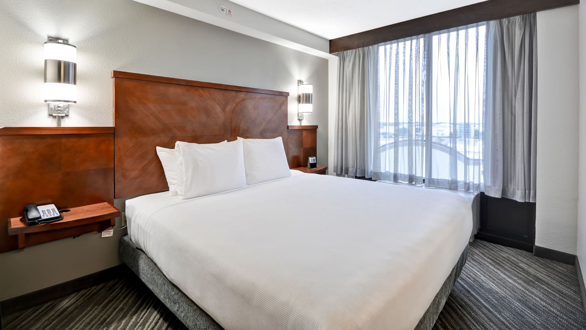 Hyatt Place Baton Rouge I-10 Standard King Room