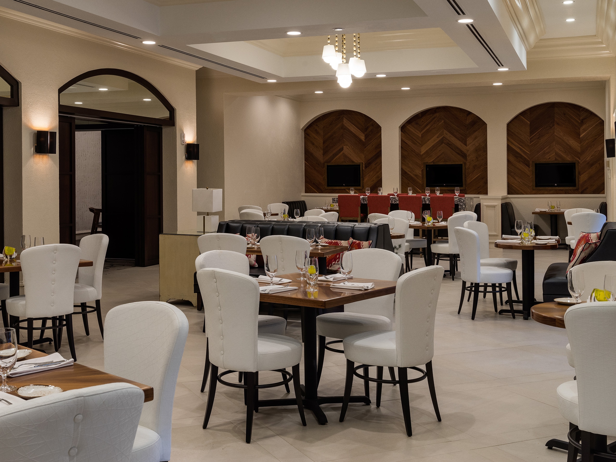 Two Sisters Restaurant Bar 50 Hyatt Regency Coral Gables