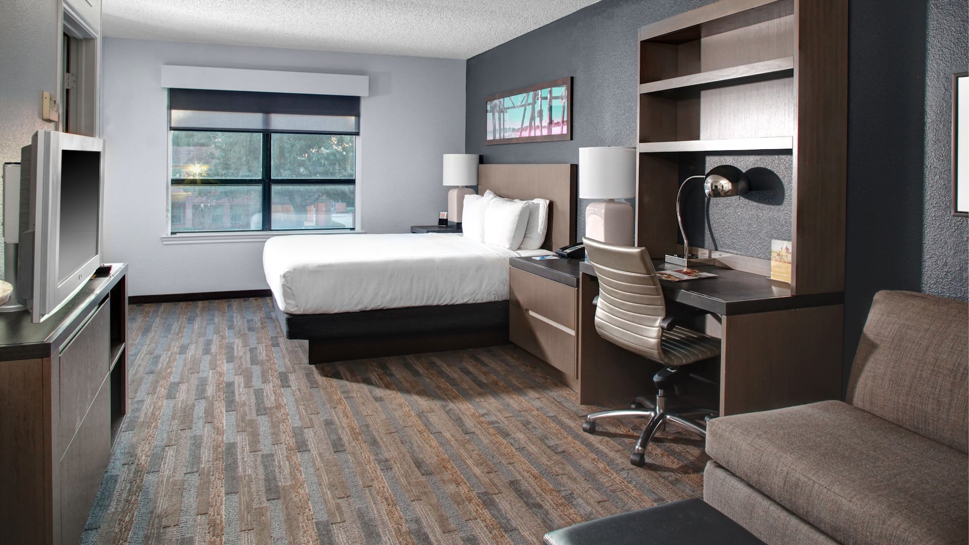 Dallas Uptown King Studio Suite