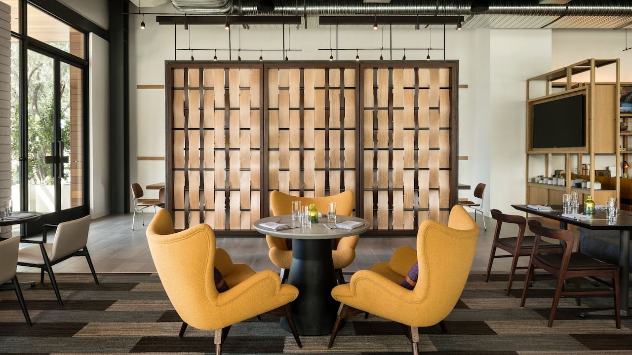 Weft & Warp Restaurant
