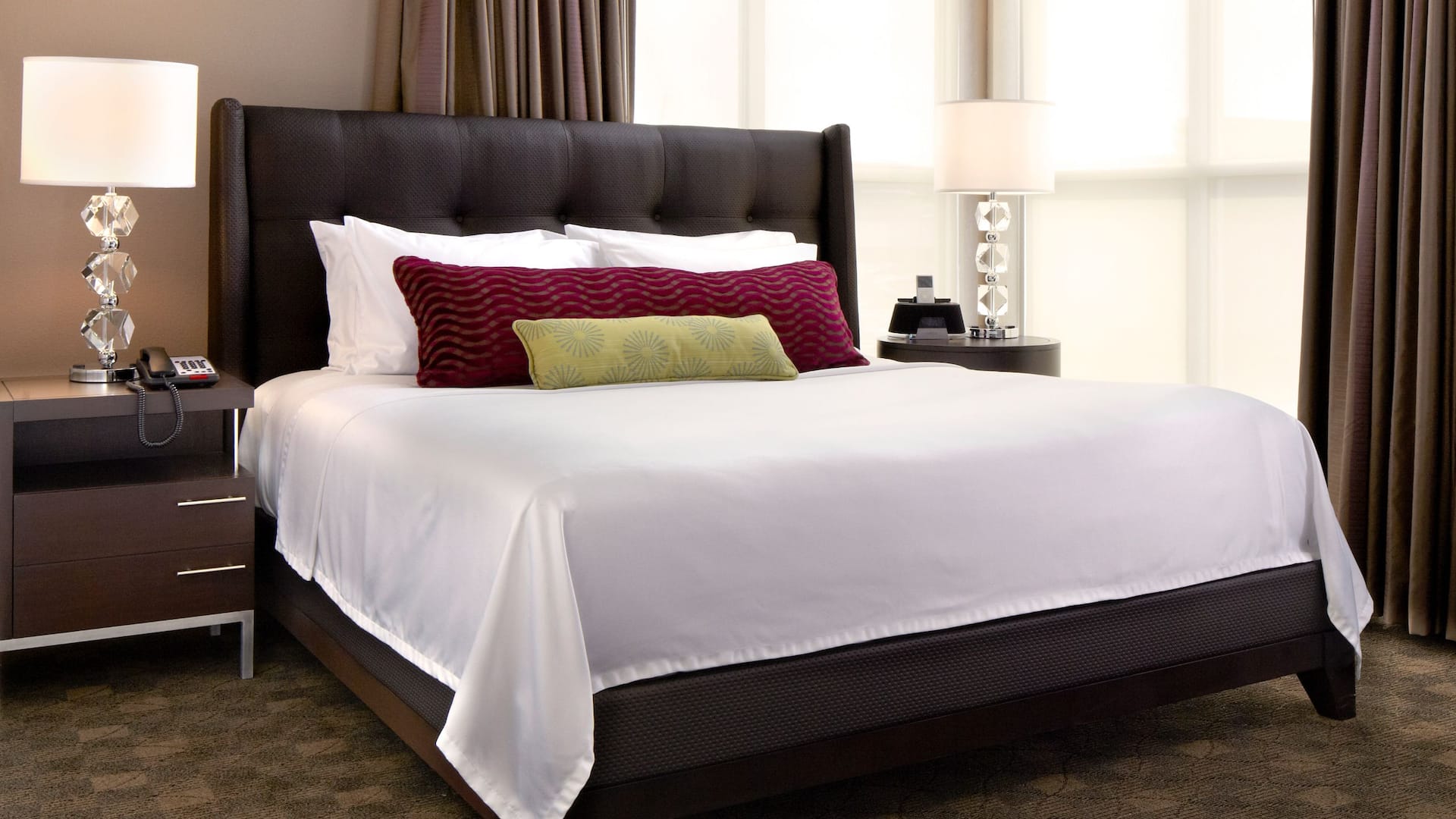 1 de 2 Guest King Bed