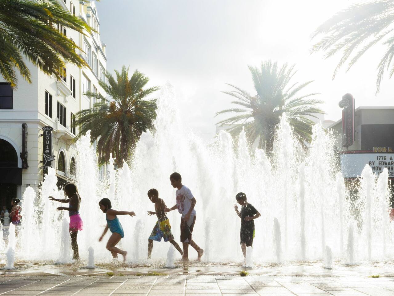 Hyatt Place West Palm Beach Downtown Fountain