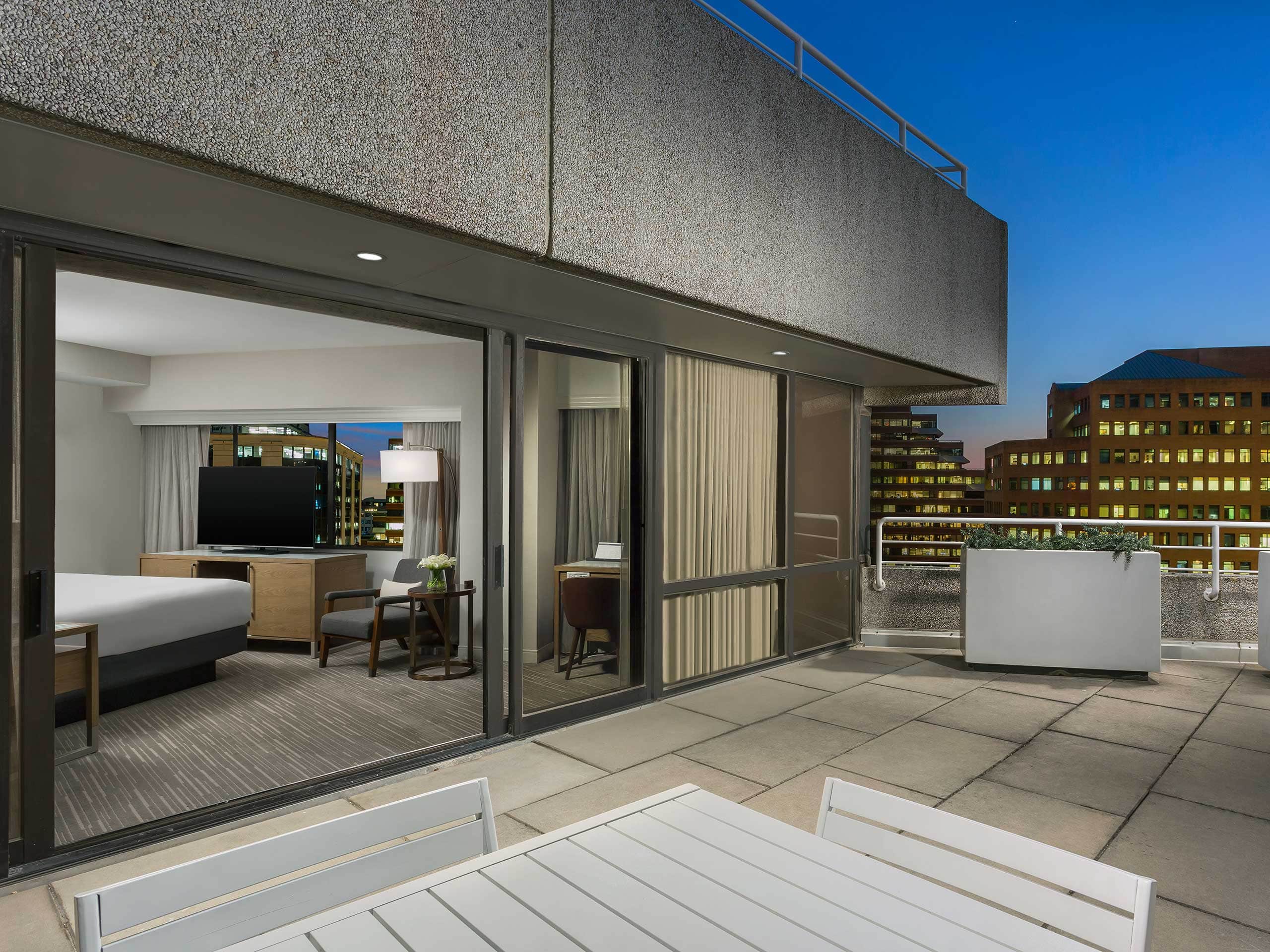Guestroom Terrace King Terrace