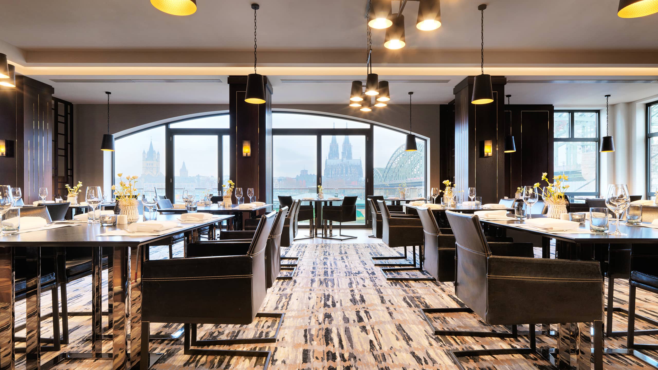 Private Dining Room at Hyatt Regency Cologne