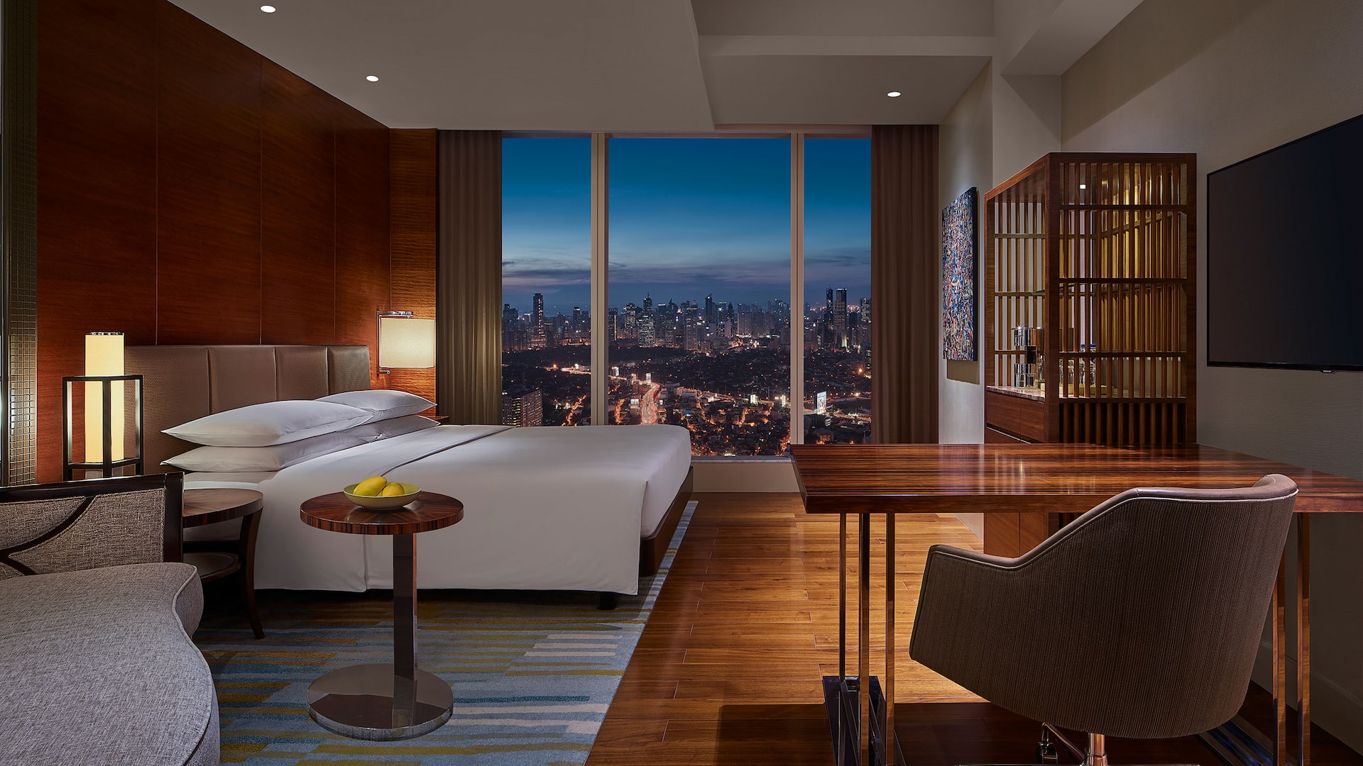 5 Star Luxury Hotels in Taguig | Grand Hyatt Manila