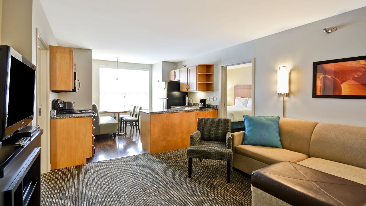 Hyatt House Chicago/Naperville/Warrenville BOOK DIRECT For Benefits
