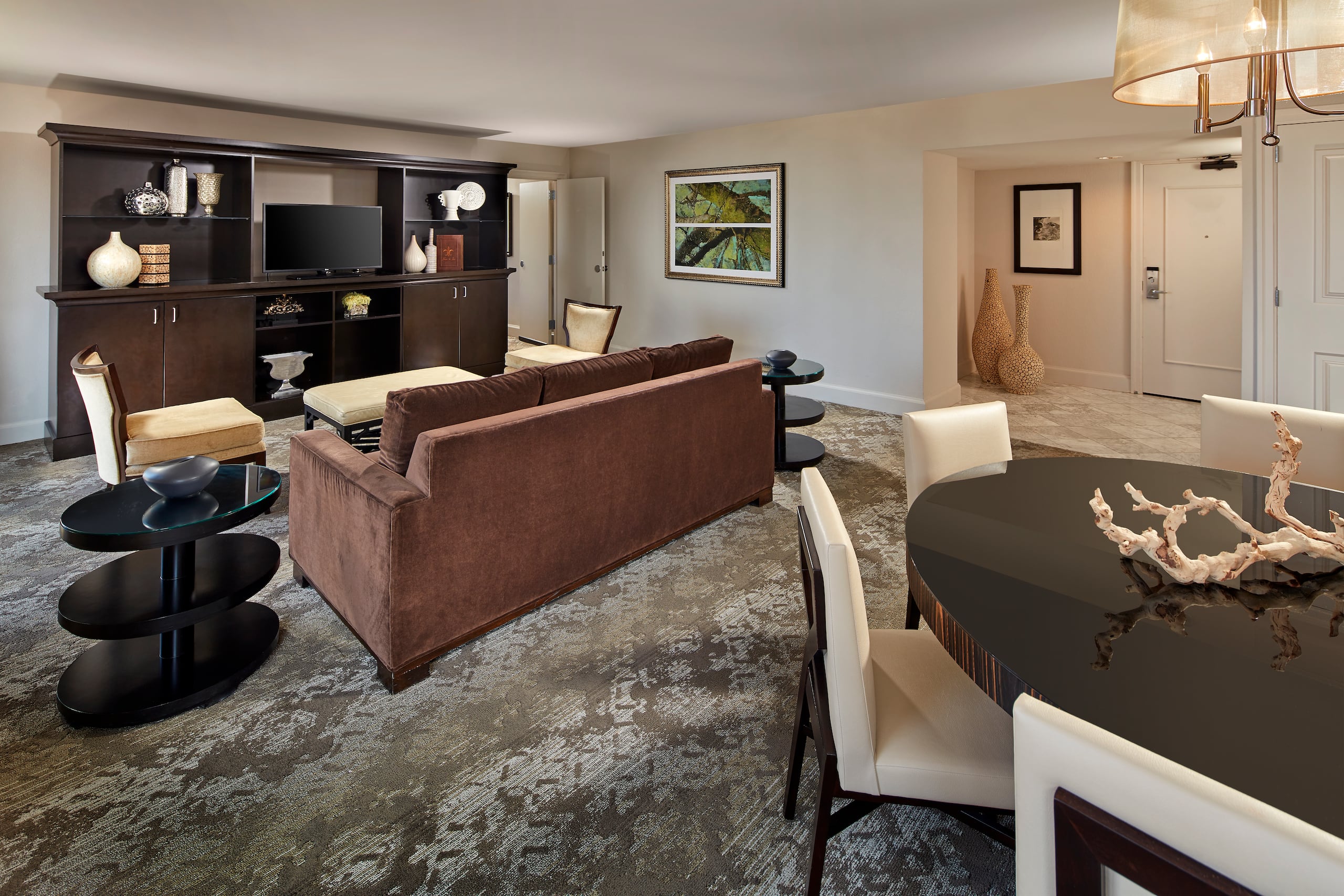 Hyatt Regency Tulsa Downtown Governors Suite