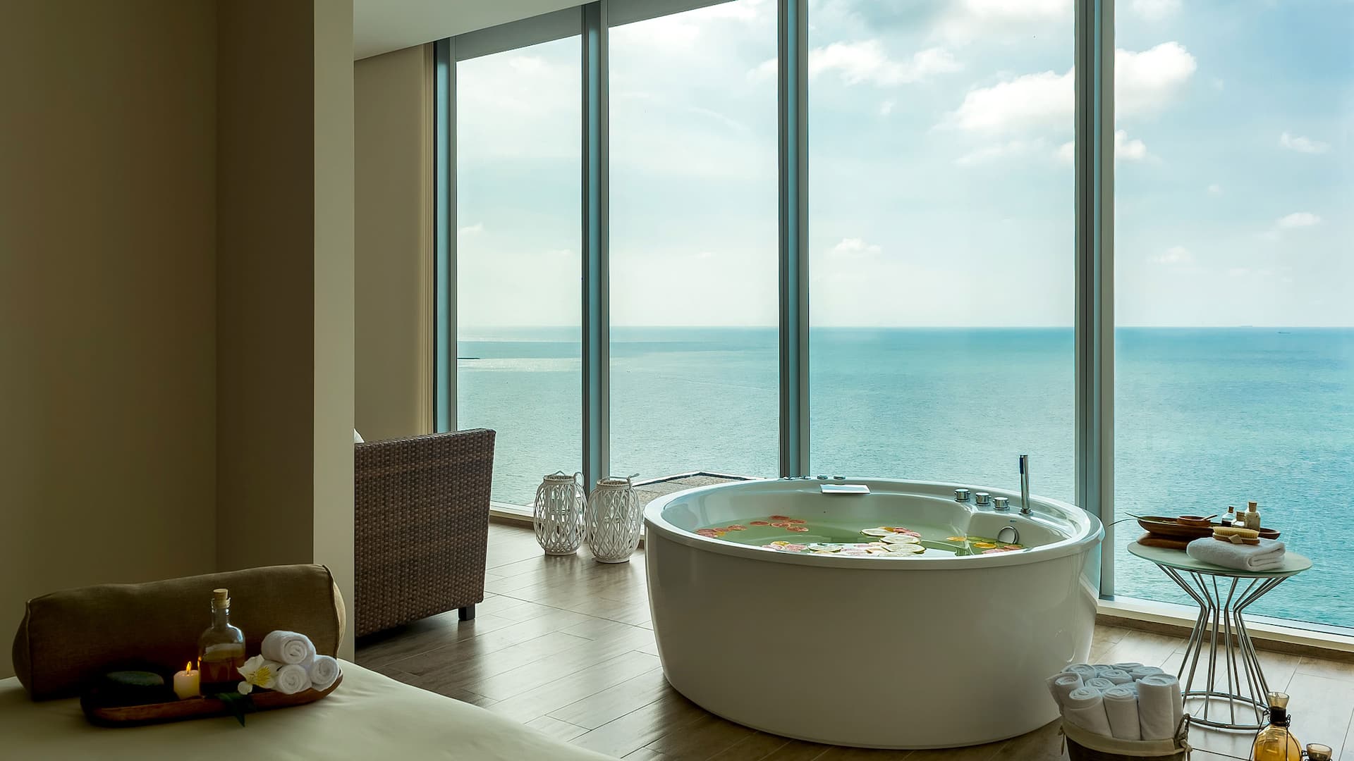 daylight spa with ocean view in cartagena colombia