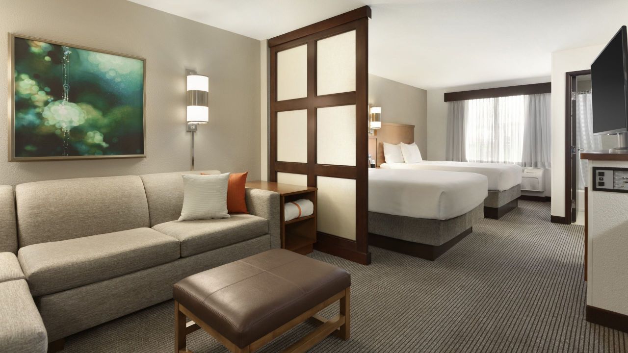 Spacious Guest Rooms Near Portland Airport Hyatt Place Two Queen Beds With Sofa Bed