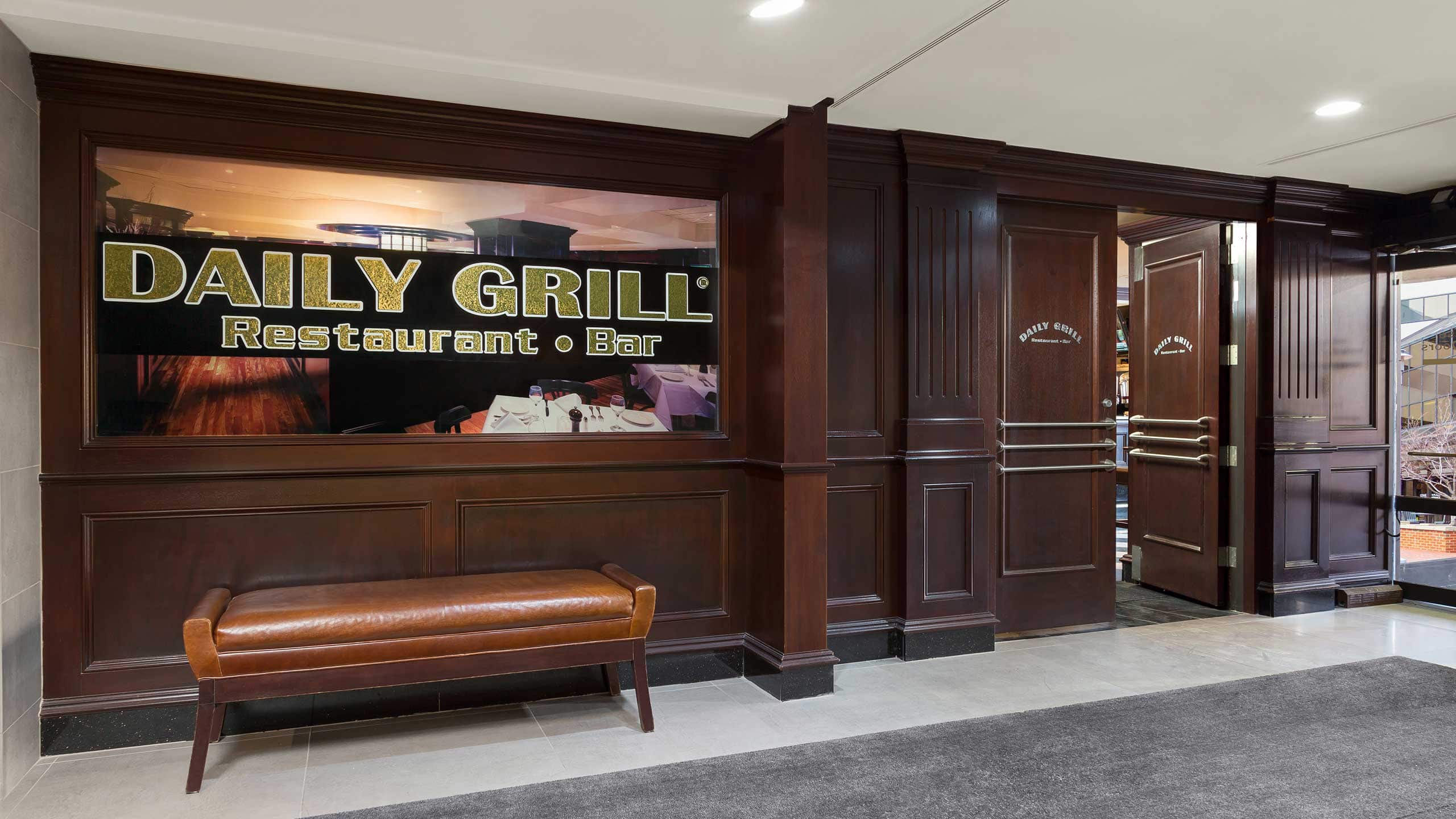Hyatt Regency Bethesda Daily Grill Exterior