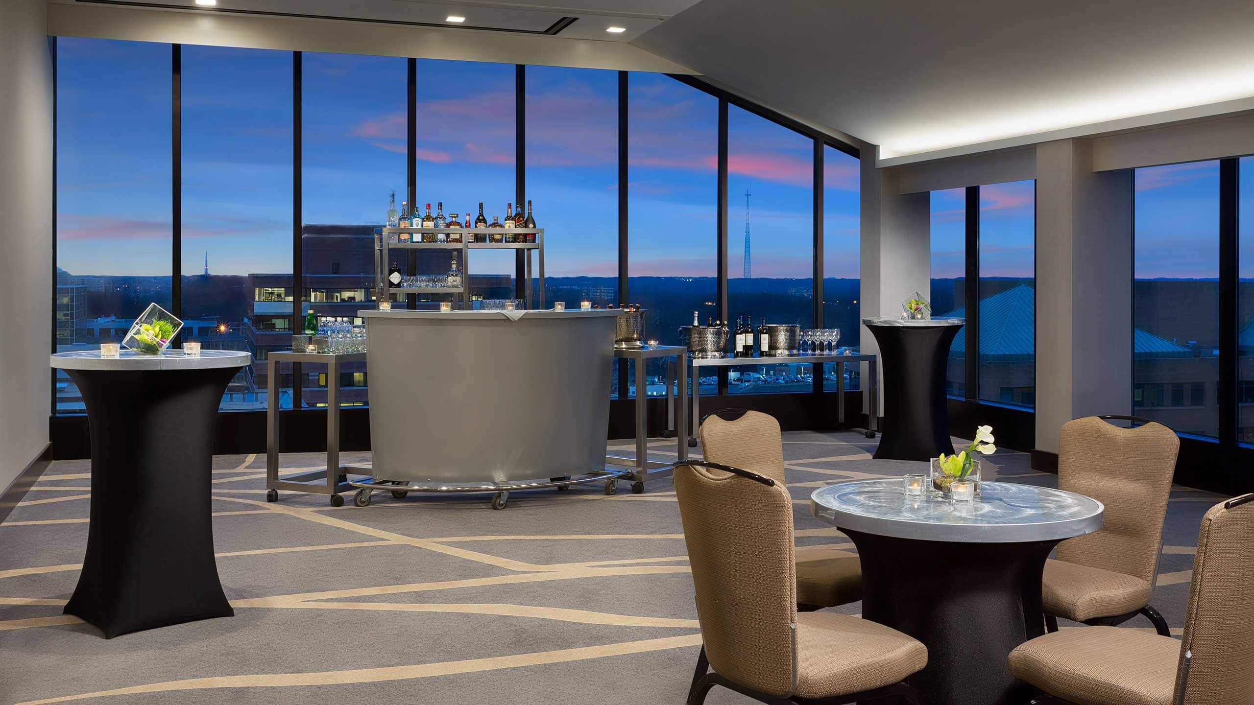 Hyatt Regency Bethesda Rooftop Bar