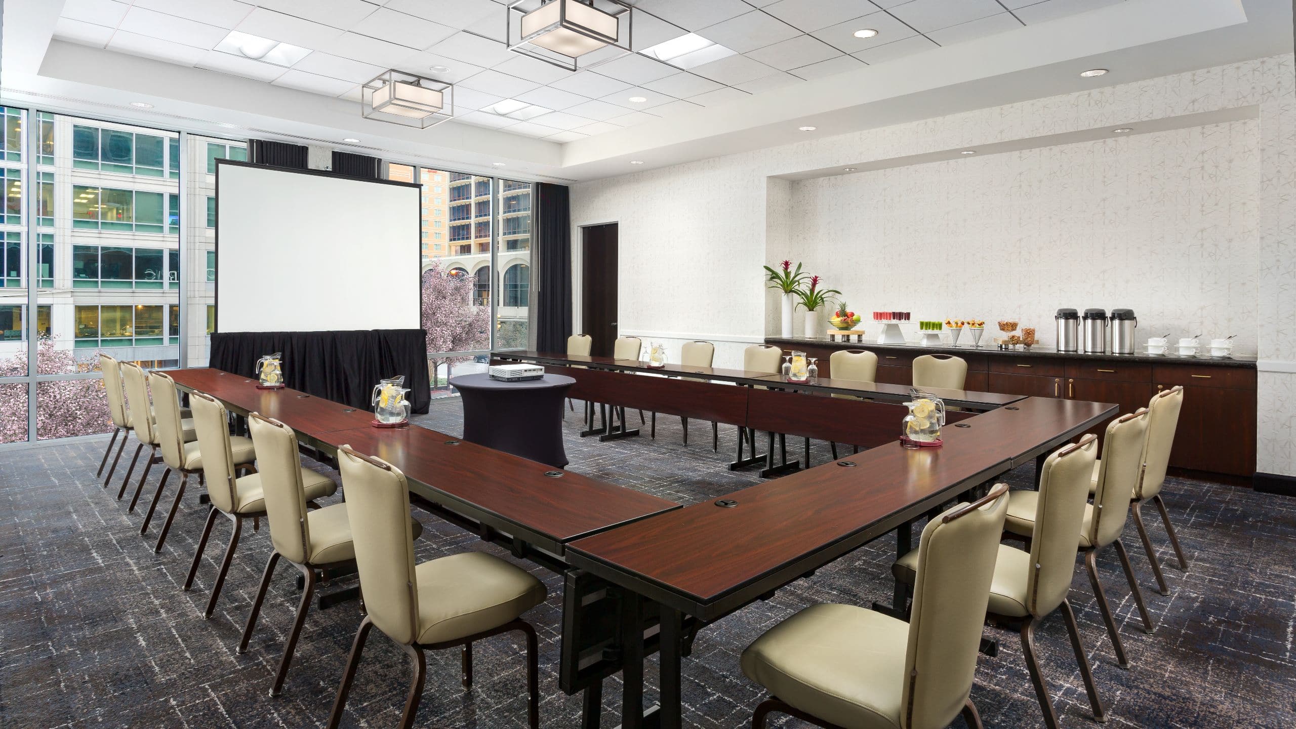 Hyatt Centric Arlington Meeting Room Ushape