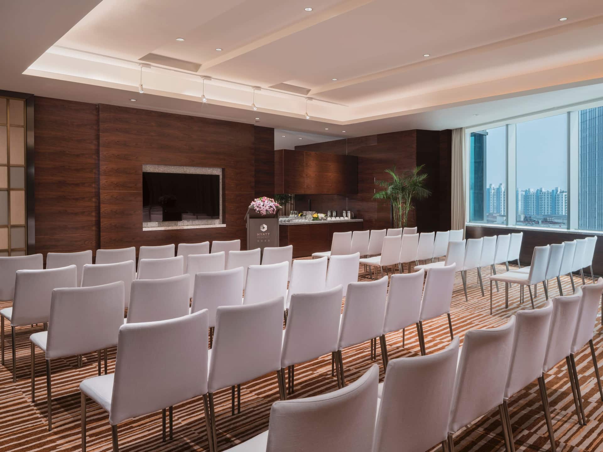 Hyatt Regency Shanghai, Wujiaochang Event Theatre