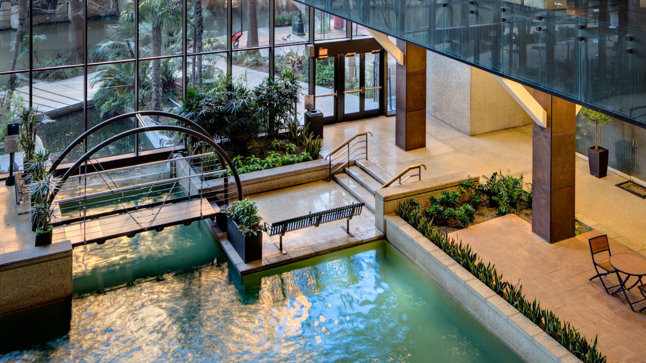 Downtown Hotel On The River Walk In San Antonio Hyatt Regency San 