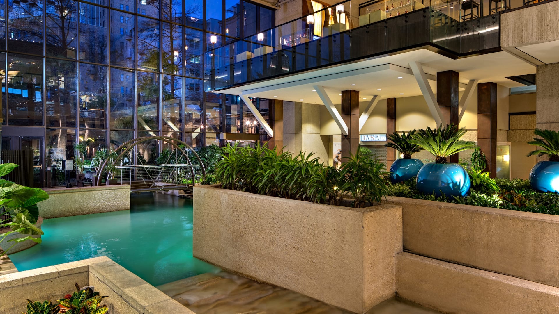Hyatt Regency San Antonio Riverwalk River Level View