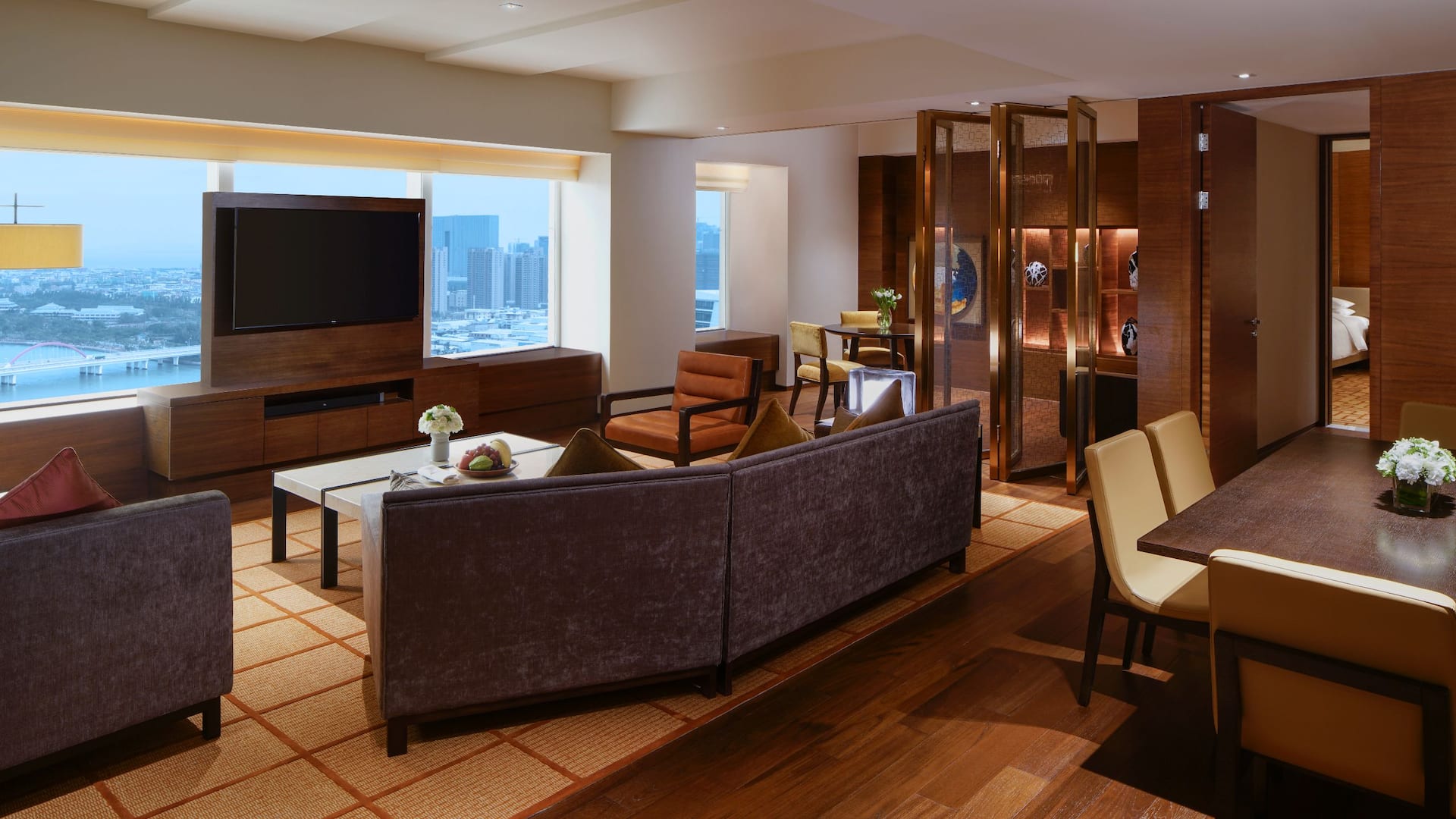 2 de 2 Hyatt Regency Xiamen Wuyuanwan Regency Executive Suite Living Room