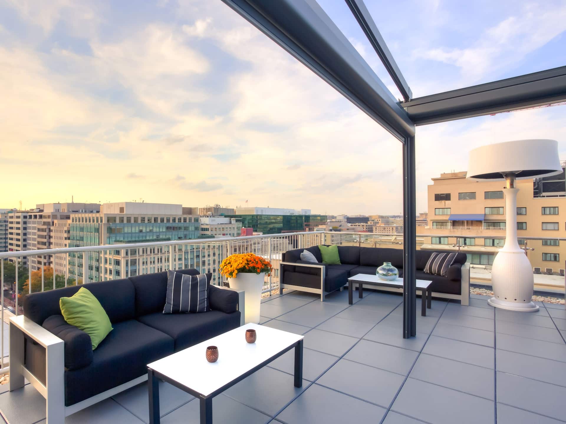 Hyatt Place Washington DC/White House Ellipse Sofas