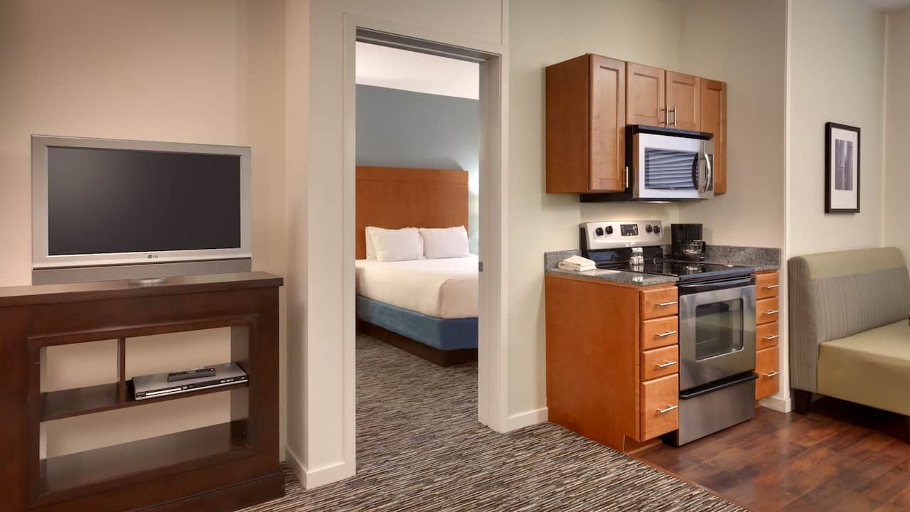 Two Bedroom King Suite with Oven – Hyatt House Hotel Salt Lake City/Sandy