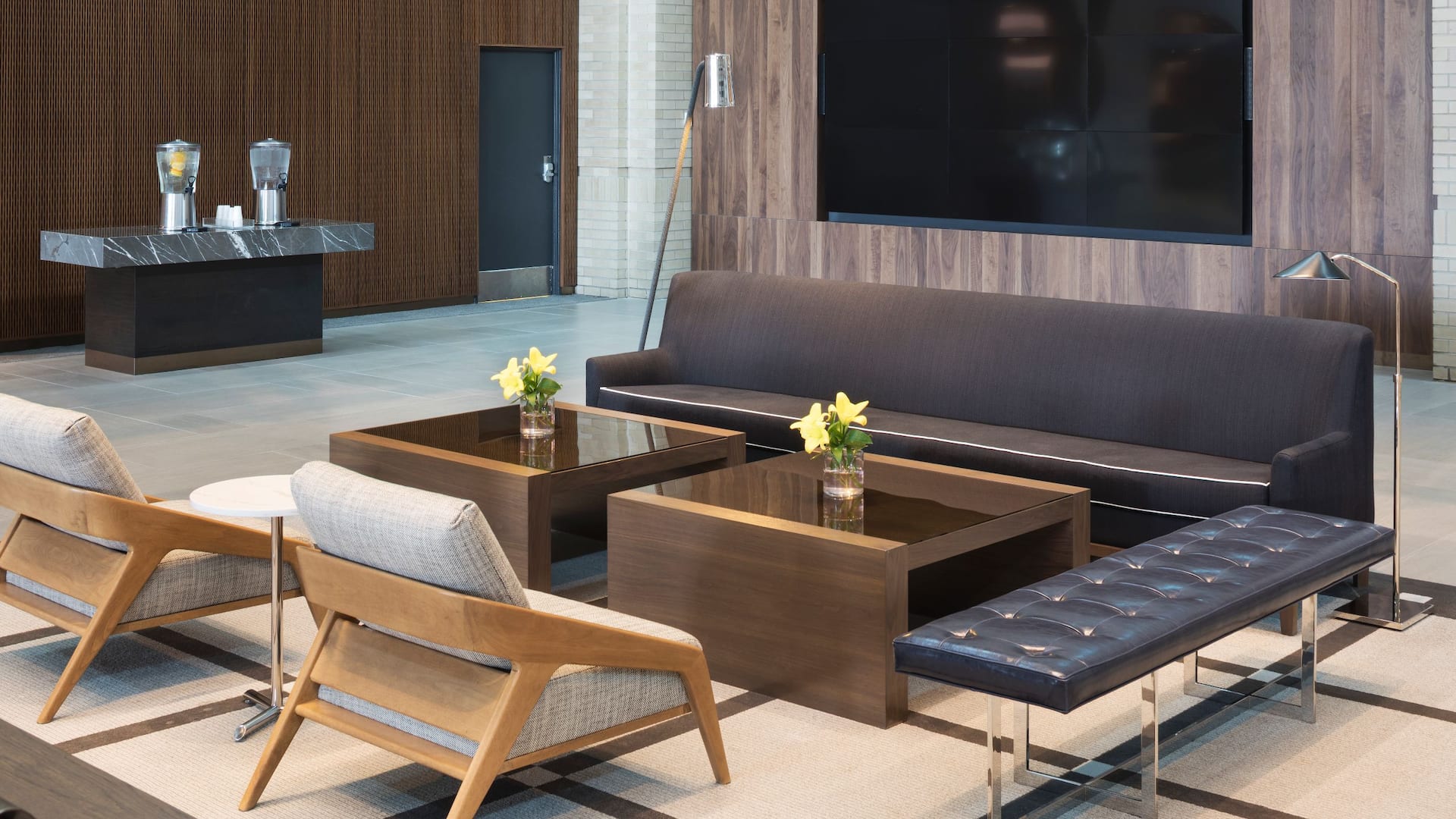 Hyatt Regency Schaumburg, Chicago Lobby Seating Area