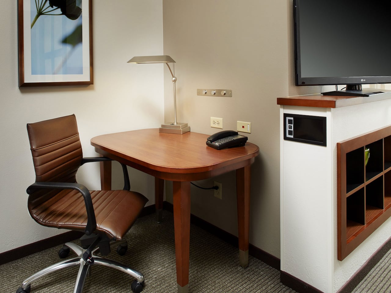 desk corner