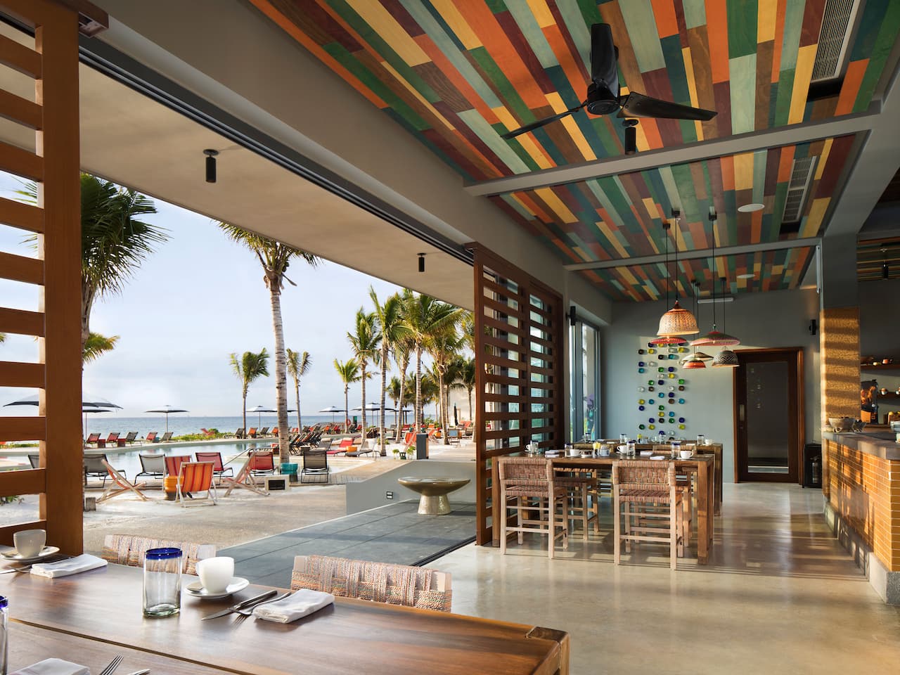 restaurante en riviera maya con vista a la playa