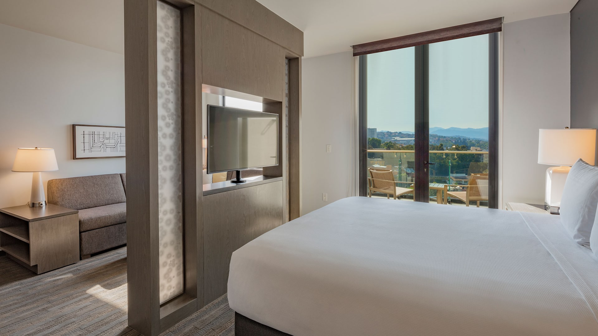 第 1，共 1 Balcony Studio