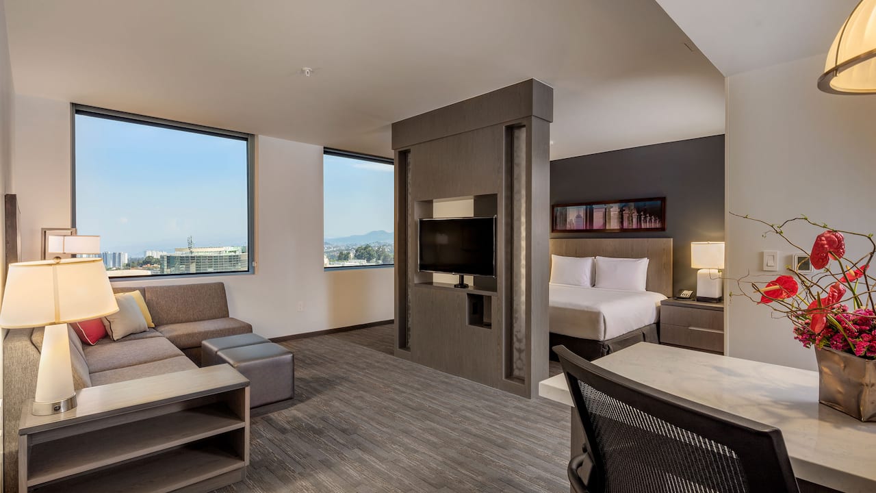 Hyatt House King Studio Kitchen