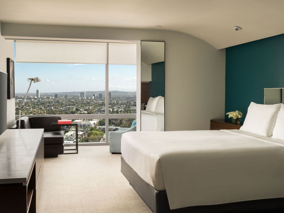Sunset Blvd Los Angeles Hotel Near Beverly Hills | Andaz West Hollywood