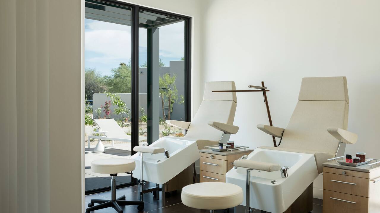 Pedicure Station