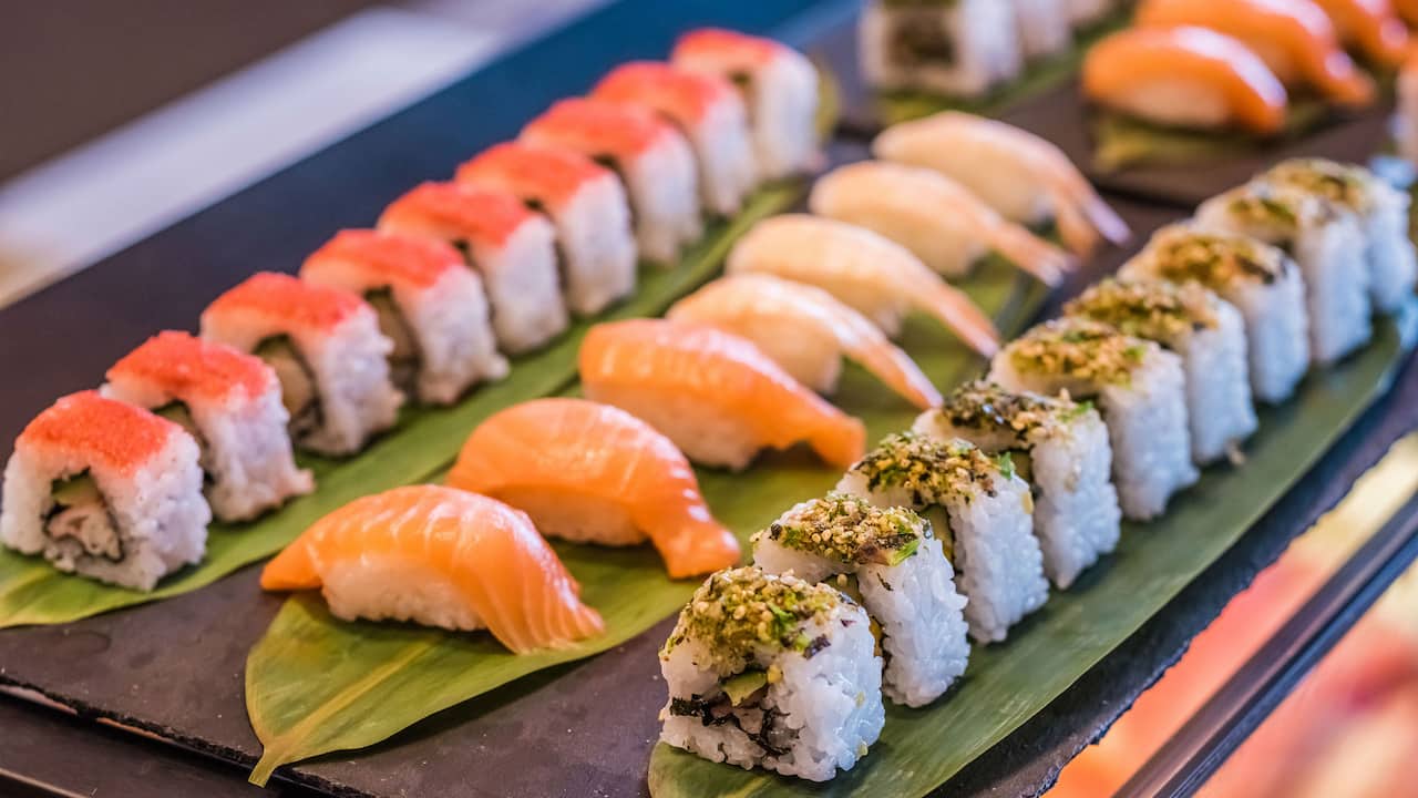  Market Cafe Sushi
