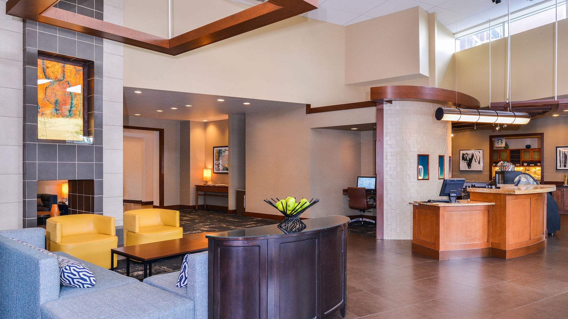 Hyatt Place Chesapeake/Greenbrier The Lobby