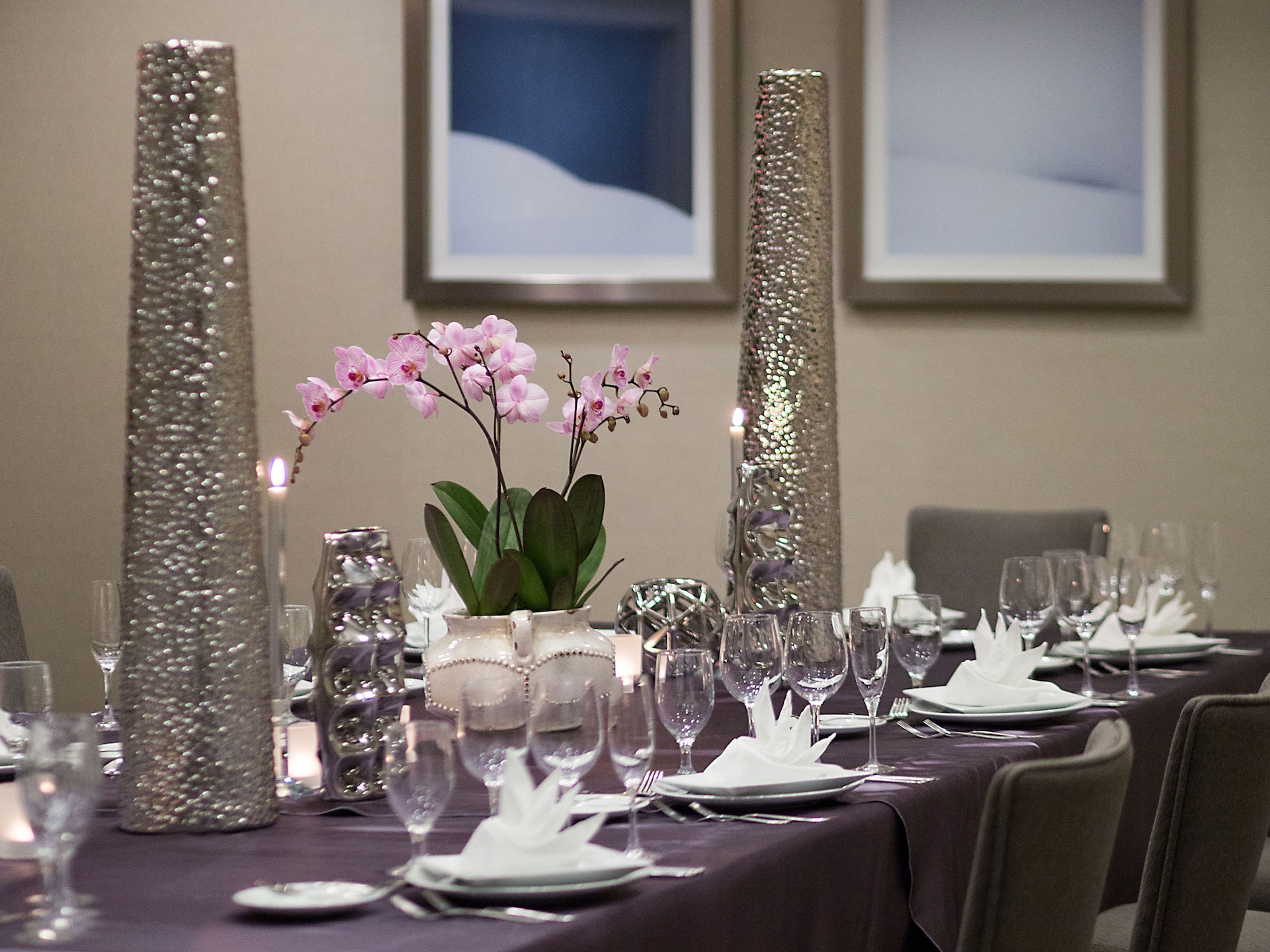 Hyatt Regency Deerfield Social Detail