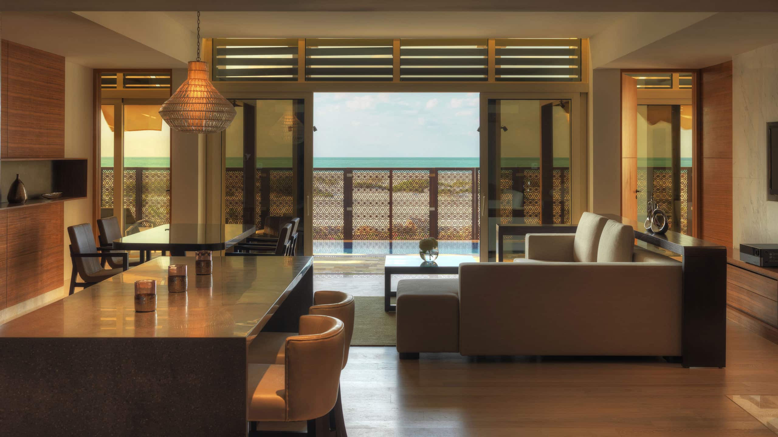 4 de 9 Park Hyatt Abu Dhabi Hotel and Villas Executive Villa Dining Area