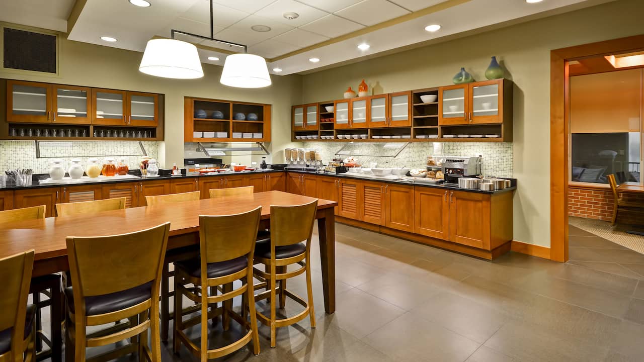 Breakfast area