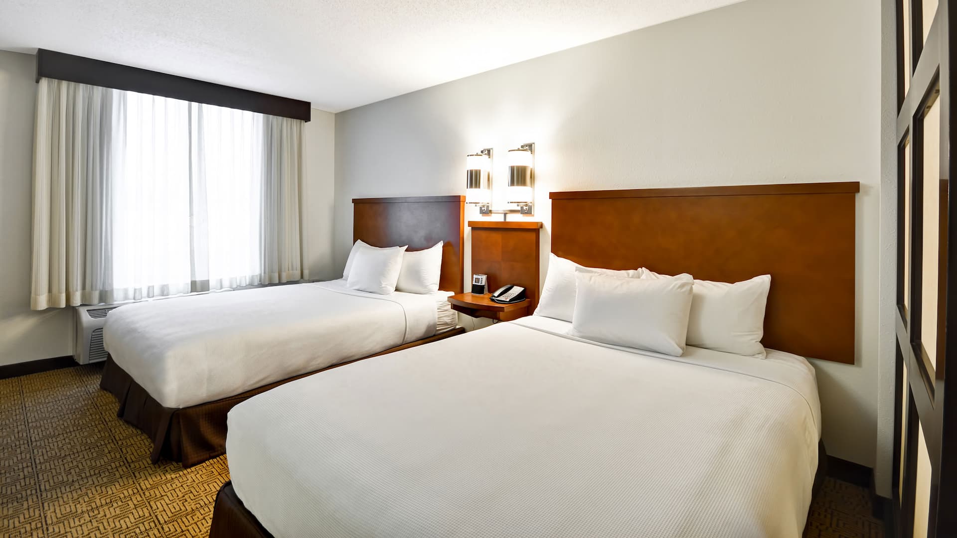 Two queen beds on high floor