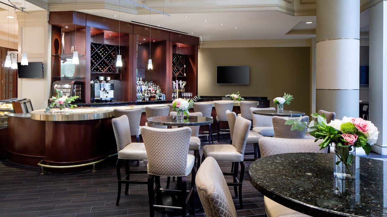 Onyx at the Grand lounge and bar area