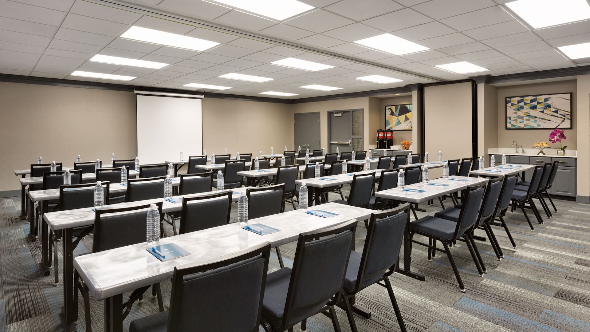 Hyatt House Miami Airport Meeting Space