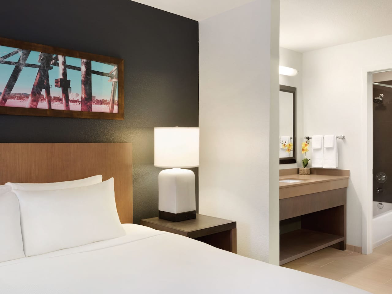 One Bedroom King Suite