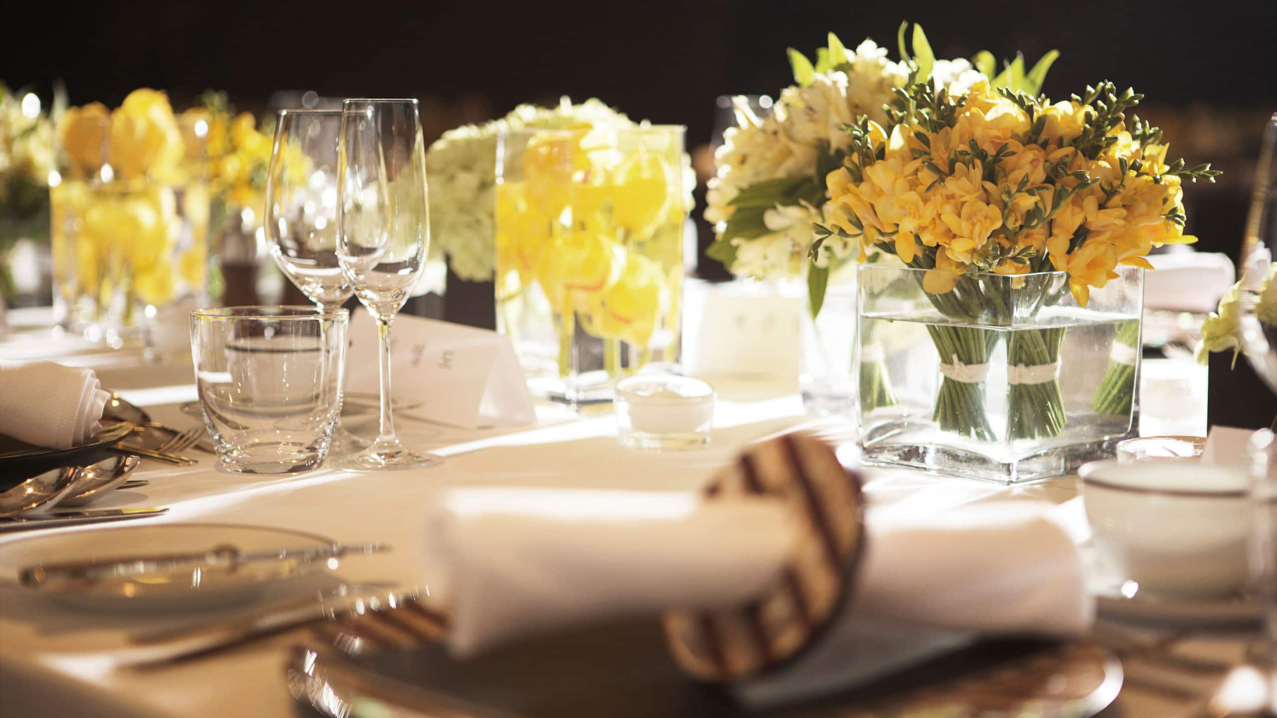 3 of 3 Park Hyatt Busan Petit Wedding Flower