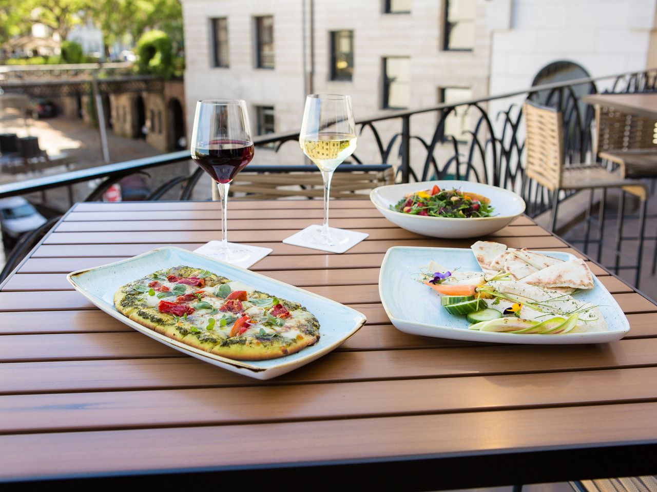 Riverfront Hotel Downtown Savannah Hyatt Regency Savannah