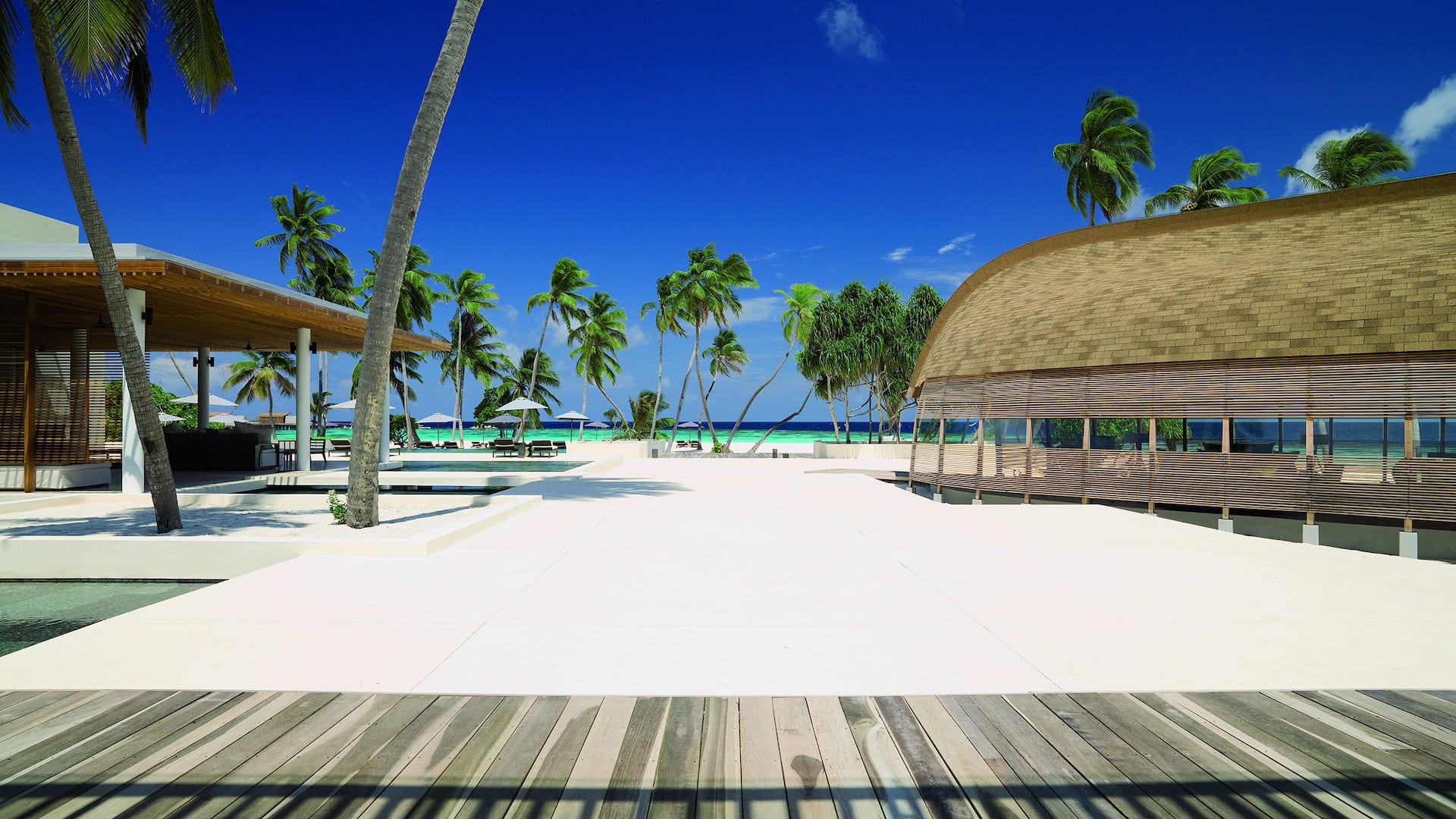 Luxury Maldives resort offers 