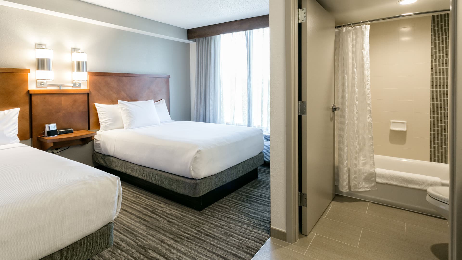 4 of 7 Hyatt Place Nashville/Franklin/Cool Springs Doubles Bathroom