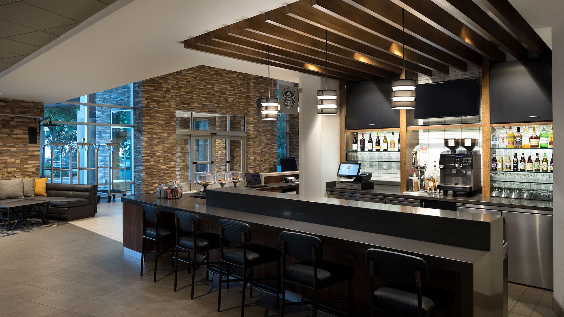 Hyatt Place Biloxi Bar