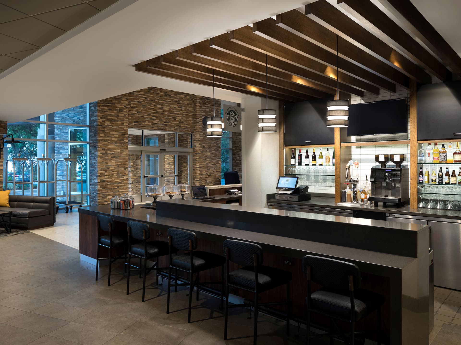 Hyatt Place Biloxi Bar