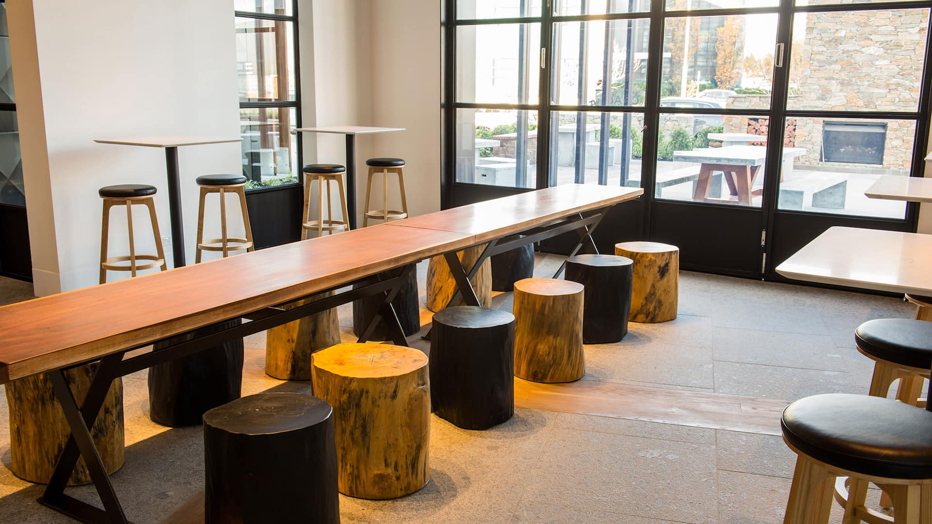Hyatt Place Melbourne, Essendon Fields Long Tables