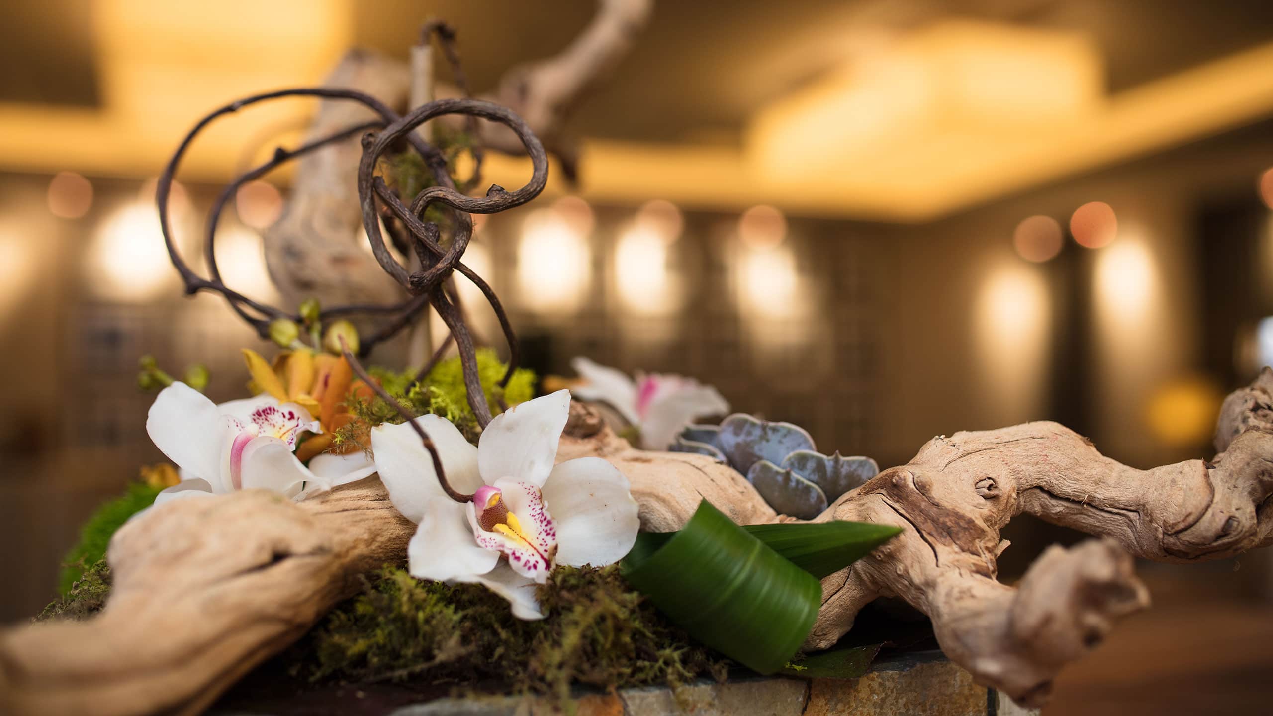 Hyatt Place Chicago/River North River Room Centerpiece