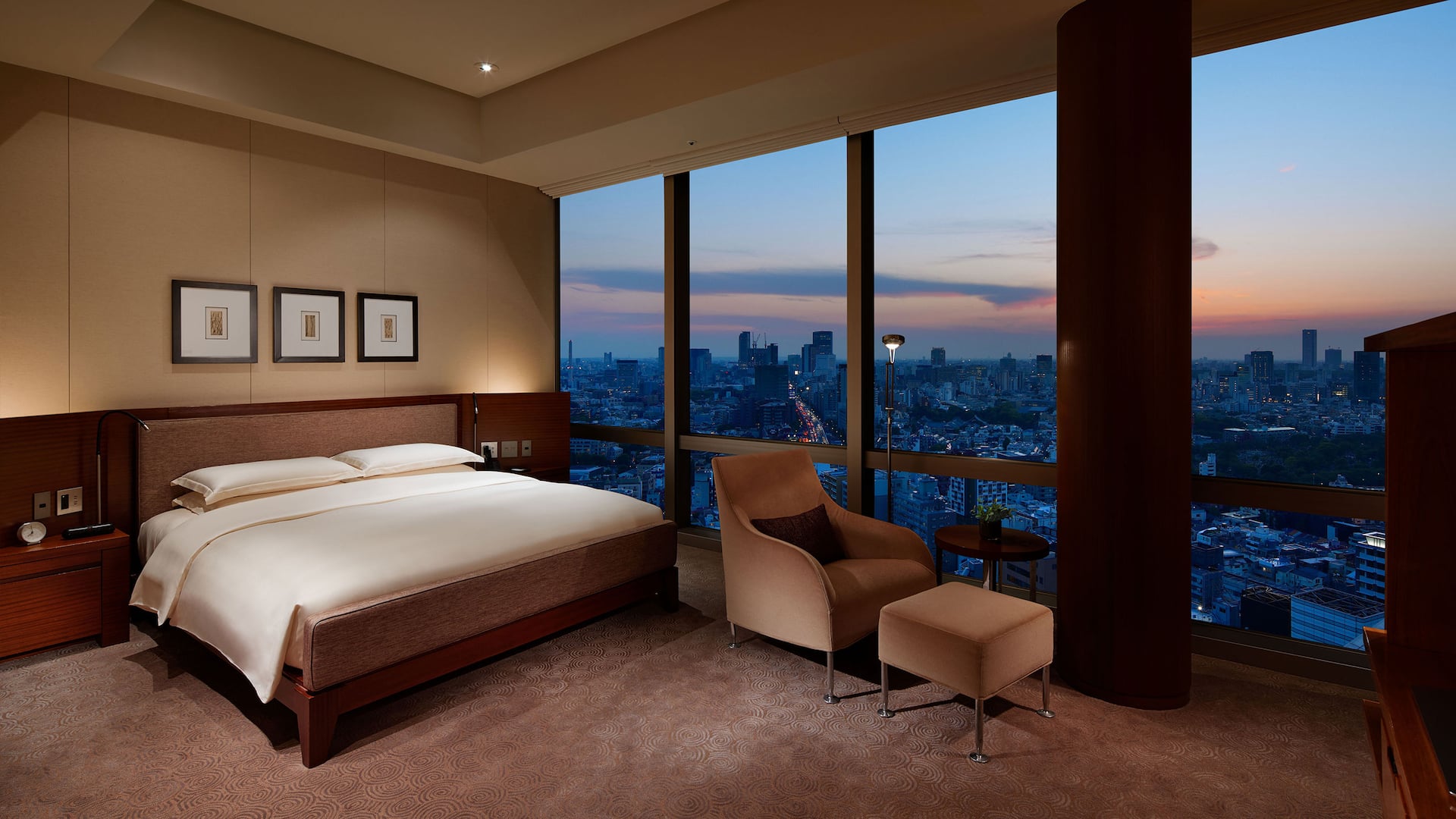 3 of 5 Chairman Suite