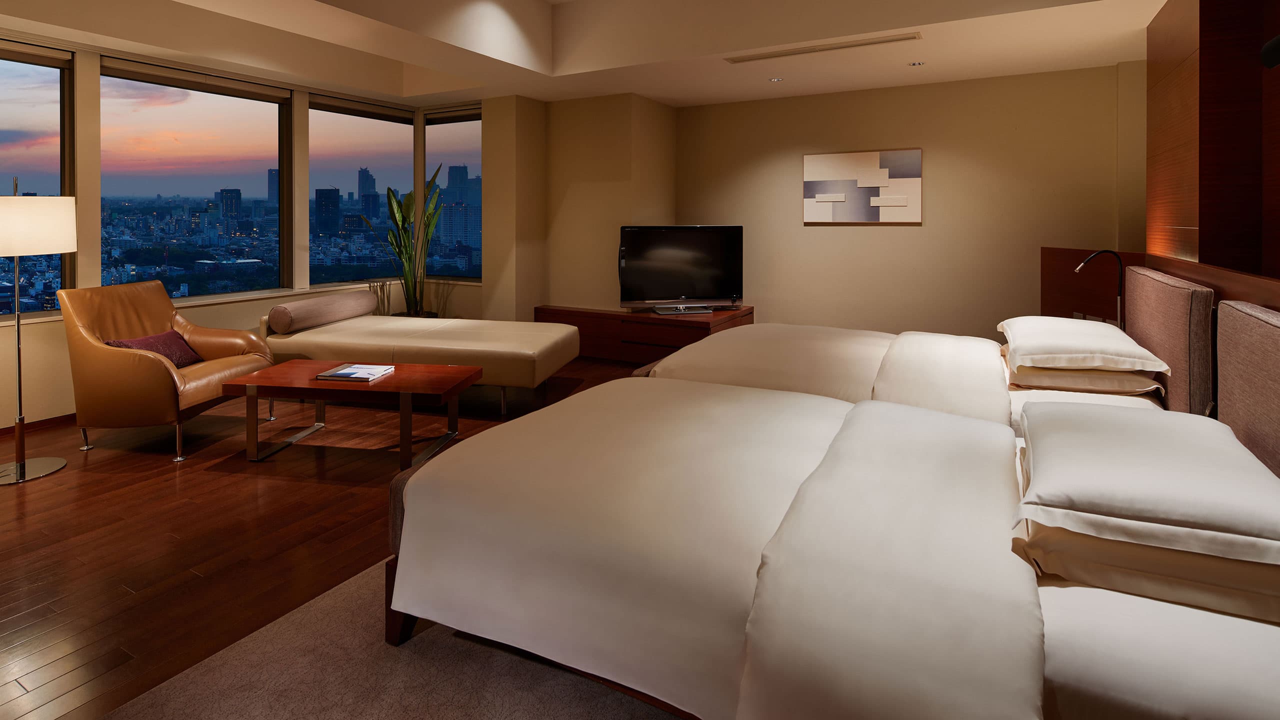Grand Executive Suite Twin